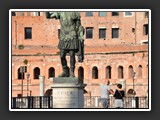 Trajan devant son forum